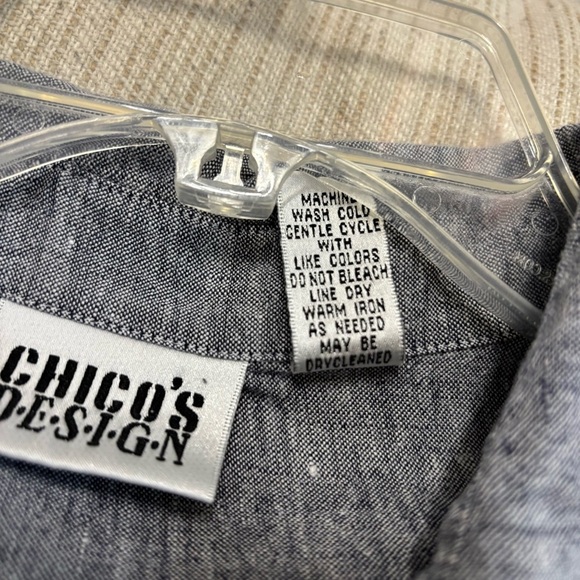 Chico’s Design Linen and Rayon Embroidered Top size 2 - Picture 6 of 6